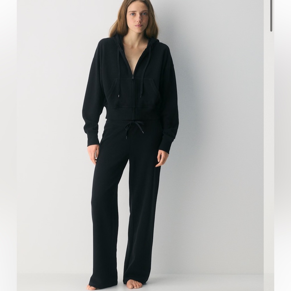 Aritzia Black Track Pants & Joggers Cozy Wide-Leg Joggers